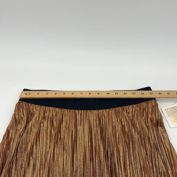 New LULAROE Copper Metallic Skirt Size L Crinkle Pleated Swing Knee Length - Picture 5 of 7